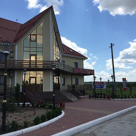 Hotel Oktan Криве Озеро Екстер'єр фото